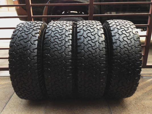 ยาง All BF goodrich 265 75 16 ปลายปี11 ดอกเต็ม ใช้กันยาว ราคาไม่แพง