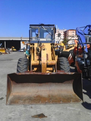 รถตัก KOMATSU 510 * กรองเดียว * รถตัก KOMATSU 510 * กรองเดียว *