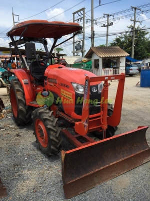 ขายรถไถมือสองคะ KUBOTA รุ่น L3008 พร้อมใบดันหน้า ขายรถไถมือสองคะ KUBOTA รุ่น L3008 พร้อมใบดันหน้า