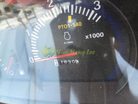 ขายรถไถมือสองคะ KUBOTA รุ่น L3008 พร้อมใบดันหน้า