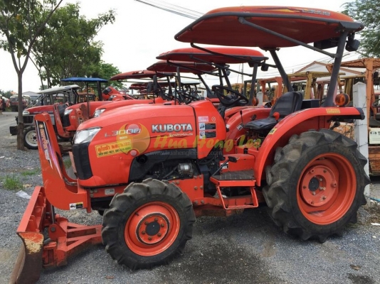 ขายรถไถมือสองคะ KUBOTA รุ่น L3008 พร้อมใบดันหน้า ขายรถไถมือสองคะ KUBOTA รุ่น L3008 พร้อมใบดันหน้า