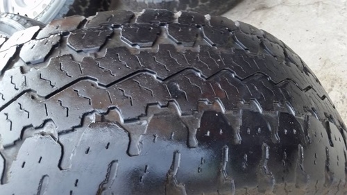 ขายล้อกะทะ15 6รู ยาง 235/70/15  4 ล้อ4000