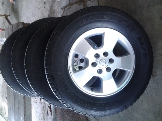 แม็กเดิม นาวาร่า สภาพใหม่ๆ แม็กเดิม นาวาร่า สภาพใหม่ๆ