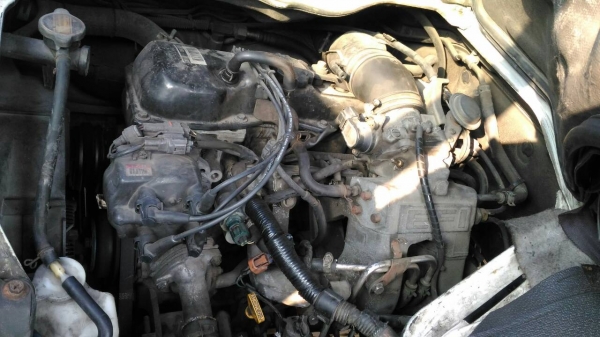 รถตู้ Toyota Hiace รถตู้ Toyota Hiace