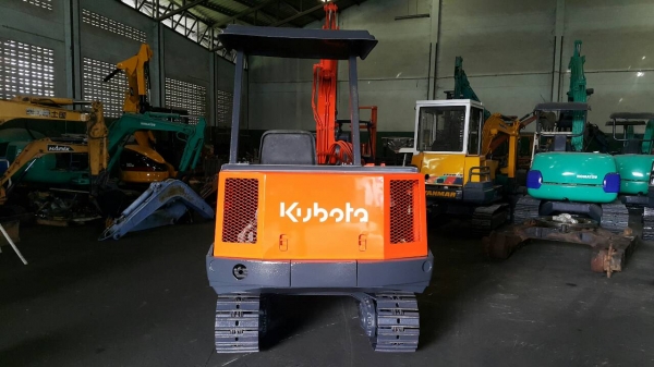 ขาย รถขุด KUBOTA รุ่น KH026 มือสองญี่ปุ่น แทรกเหล็ก สลักแน่น พร้อมใช้งาน มือถือ/LINE ID : 0818753444