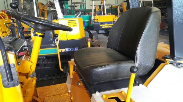 ขาย รถตัก YANMAR รุ่น Y21W มือสองญี่ปุ่น ตักได้ ครึ่งคิว สองเพลา เอวอ่อน เกียร์ทอร์ค มือถือ/LINE ID : 0818753444 ขาย รถตัก YANMAR รุ่น Y21W มือสองญี่ปุ่น ตักได้ ครึ่งคิว สองเพลา เอวอ่อน เกียร์ทอร์ค มือถือ/LINE ID : 0818753444