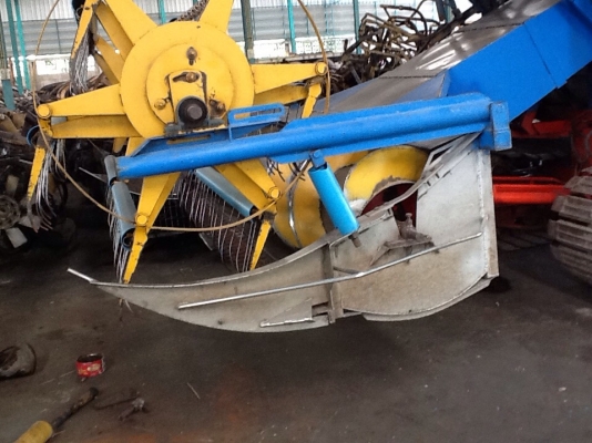 ขายตู้ปากไทเส็งพร้อมใช้ สนใจติดต่อ 0860025364 ช่างอุ