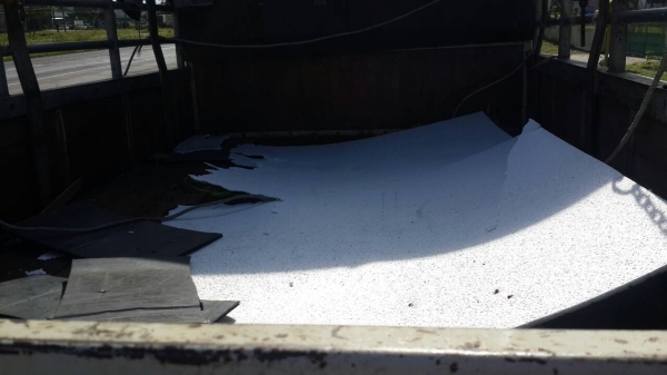 รถอีซูซุ 4 ล้อ รั้ว ( ไม่ดั้ม )  NLR 130 แรงม้า. ปี 51.   ( รถวิ่ง 2xx,xxx กม. )    สนใจติดต่อ  081 - 6079515