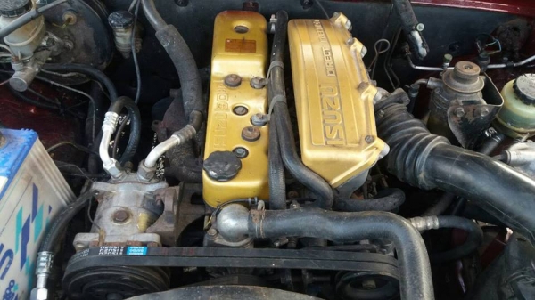 ขาย อีซูซุมังกร ปี 95 ราคา125000สนใจโทร0866668500