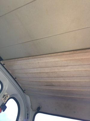 รถแบคโฮ  KOBELCO 200 YN - 09   ,  ( รถทำงาน 11,2xx ชม. )    สนใจติดต่อ  081 - 6079515