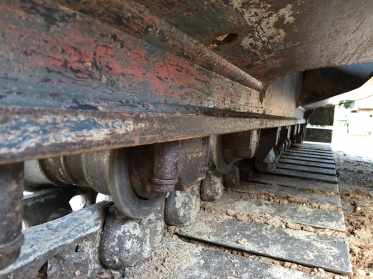 รถแบคโฮ  KOBELCO 200 YN - 09   ,  ( รถทำงาน 11,2xx ชม. )    สนใจติดต่อ  081 - 6079515