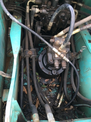 รถแบคโฮ  KOBELCO 200 YN - 09   ,  ( รถทำงาน 11,2xx ชม. )    สนใจติดต่อ  081 - 6079515