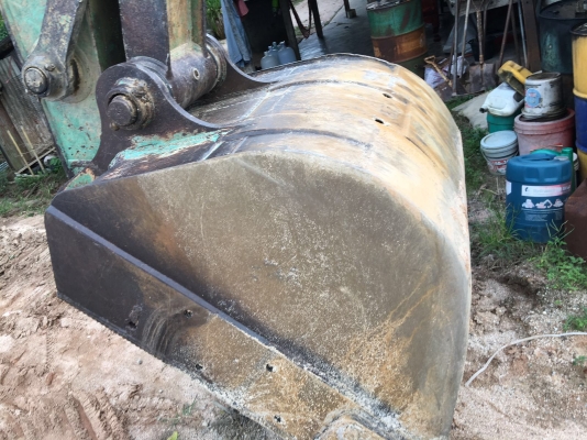 รถแบคโฮ  KOBELCO 200 YN - 09   ,  ( รถทำงาน 11,2xx ชม. )    สนใจติดต่อ  081 - 6079515