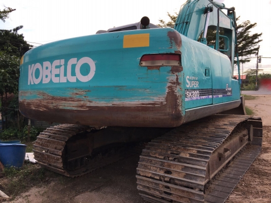 รถแบคโฮ  KOBELCO 200 YN - 09   ,  ( รถทำงาน 11,2xx ชม. )    สนใจติดต่อ  081 - 6079515