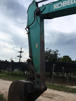 รถแบคโฮ  KOBELCO 200 YN - 09   ,  ( รถทำงาน 11,2xx ชม. )    สนใจติดต่อ  081 - 6079515