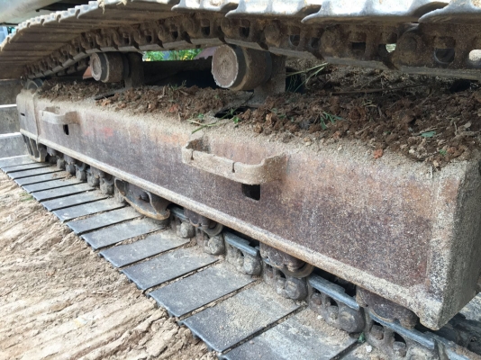 รถแบคโฮ  KOBELCO 200 YN - 09   ,  ( รถทำงาน 11,2xx ชม. )    สนใจติดต่อ  081 - 6079515