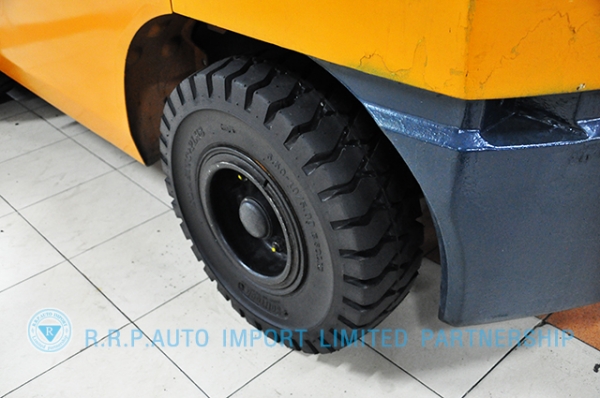 ขายรถโฟล์คลิฟท์มือสอง TOYOTA รุ่น 7FGJ35-14714 ราคา 395,000 บาท สภาพเดิมจากญี่ปุ่นจากประเทศญี่ปุ่น ไม่เคยใช้งานในไทย