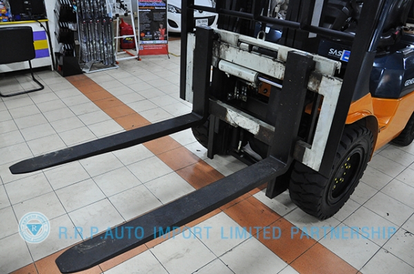 ขายรถโฟล์คลิฟท์มือสอง TOYOTA รุ่น 7FGJ35-14714 ราคา 395,000 บาท สภาพเดิมจากญี่ปุ่นจากประเทศญี่ปุ่น ไม่เคยใช้งานในไทย