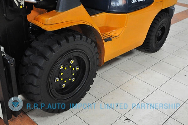 ขายรถโฟล์คลิฟท์มือสอง TOYOTA รุ่น 7FGJ35-14714 ราคา 395,000 บาท สภาพเดิมจากญี่ปุ่นจากประเทศญี่ปุ่น ไม่เคยใช้งานในไทย