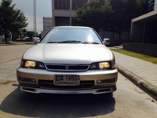ขายฮอนด้าแอคคอร์ด ปี 97 ไฟท้าย 2 ก้อน เกียร์ออโต้ ติดแก๊ส LPG กระจกไฟฟ้า ราคา 88,000 บาท ติดต่อคุณเอ๋ 092-6356419