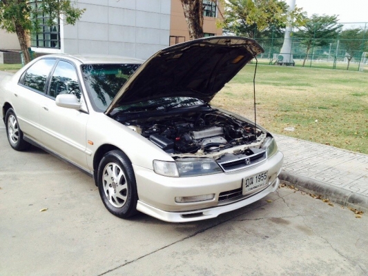 ขายฮอนด้าแอคคอร์ด ปี 97 ไฟท้าย 2 ก้อน เกียร์ออโต้ ติดแก๊ส LPG กระจกไฟฟ้า ราคา 88,000 บาท ติดต่อคุณเอ๋ 092-6356419