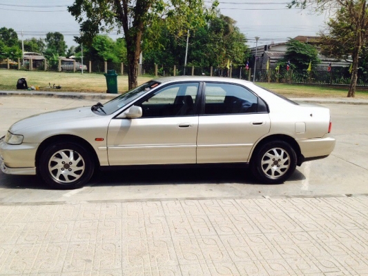 ขายฮอนด้าแอคคอร์ด ปี 97 ไฟท้าย 2 ก้อน เกียร์ออโต้ ติดแก๊ส LPG กระจกไฟฟ้า ราคา 88,000 บาท ติดต่อคุณเอ๋ 092-6356419