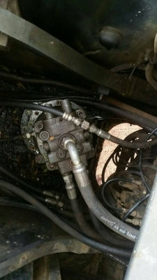 ขาย1,490,000 รถแบคโฮ SUMITOMO SH210-5 9,100 ชัวโมง เครื่องดี ปัมดี ไฟฟ้าครบ แอร์เย็น เล่มทะเบียนรถสวยพร้อมใช้ 090-772-3710 090-772-3708