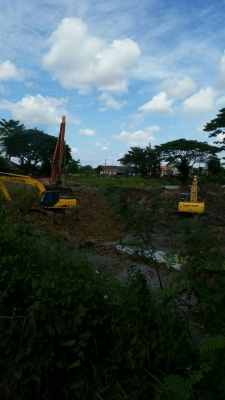 ขาย1,490,000 รถแบคโฮ SUMITOMO SH210-5 9,100 ชัวโมง เครื่องดี ปัมดี ไฟฟ้าครบ แอร์เย็น เล่มทะเบียนรถสวยพร้อมใช้ 090-772-3710 090-772-3708