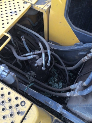 ขาย 999,999 รถแบคโฮ VOLVO  EC 210BLC 6,000ชม.เล่มทะเบียนรถสวยพร้อมใช้ 090-772-3710 090-772-3708