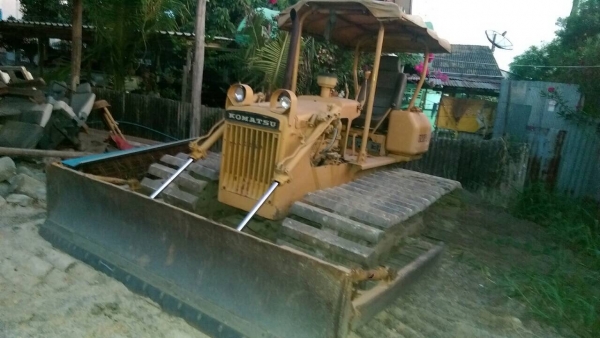@@___ขายแทรกเตอร์แทรกใหญ่ Caterpillar D20P-3___@@@