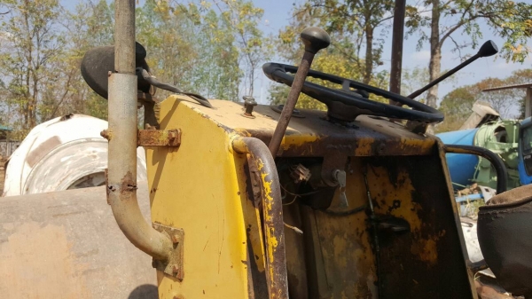 ขาย รถบดสั่นสะเทือน 4X4 BOMAG รถพร้อมใช้งาน เอกสารเล่มทะเบียนแต่ขาดชุดโอนครับ ขาย รถบดสั่นสะเทือน 4X4 BOMAG รถพร้อมใช้งาน เอกสารเล่มทะเบียนแต่ขาดชุดโอนครับ