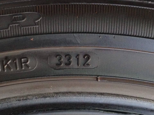 ยาง GOOD YEAR 225-45-17 ปี 13 2 เส้น ปี 12 2 เส้น ครบชุด 4 เส้น 3800 ไม่ควรพลาด สภาพสวยๆไม่มีปะไม่บวมดอกยางเหลือเยอะเอาไปวิ่งกันใด้อีกยาวค่ะ ยาง GOOD YEAR 225-45-17 ปี 13 2 เส้น ปี 12 2 เส้น ครบชุด 4 เส้น 3800 ไม่ควรพลาด สภาพสวยๆไม่มีปะไม่บวมดอกยางเหลือเยอะเอาไปวิ่งกันใด้อีกยาวค่ะ