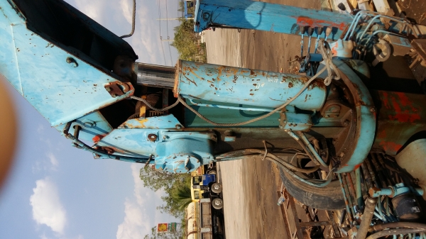 ขายด่วนครับ เครน TADANO 3 ตัน 3 ปลอก 2 ชัก สวยพร้อมใช้งานครับ