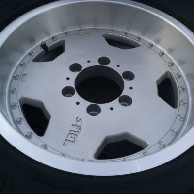 ขายล้อแม็คญี่ปุ่นแท้SPIEL 2ชิ้น6รู139ขอบ16พร้อมยางปัดเงาล้างขี้เกลือแล้ว