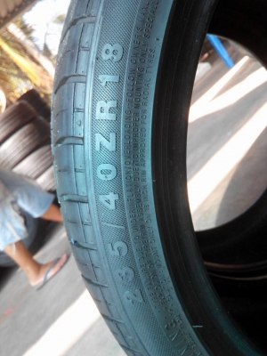 ยางจีน 235/40/18 ปี13 ดอกหนาๆ