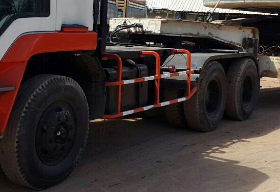 สิบล้อ หัวลาก อีซูซุ CXM23V-260ปี44 สโลส 2เพา สภาพดีสวยเดิมๆไม่มีชน เล่มทะเบียนพร้อมโอน ราคา 565,000บ ต่อรองได้  รถสภาพดีสวยมากๆ