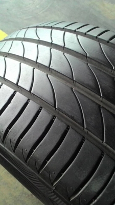 235/55R17 MICHELIN PRIMACY 3st มี  1 เส้น tel.081-427-3941  ไิอดีไลน์ autobot107