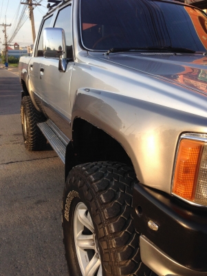 หาผู้สนใจดูแลฮีโร่ 4 ประตูยกสูง