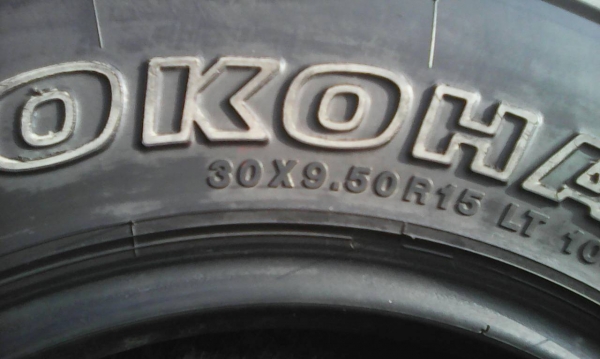 30x9.50R15 YOKOHAMA GEOLENDER H/T-S มี 1 คู่ สวย หนา tel.081-427-3941 ไอดีไลน์ autobot107 30x9.50R15 YOKOHAMA GEOLENDER H/T-S มี 1 คู่ สวย หนา tel.081-427-3941 ไอดีไลน์ autobot107