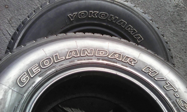 30x9.50R15 YOKOHAMA GEOLENDER H/T-S มี 1 คู่ สวย หนา tel.081-427-3941 ไอดีไลน์ autobot107 30x9.50R15 YOKOHAMA GEOLENDER H/T-S มี 1 คู่ สวย หนา tel.081-427-3941 ไอดีไลน์ autobot107