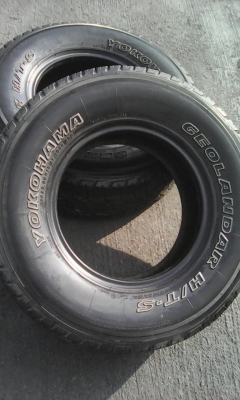 30x9.50R15 YOKOHAMA GEOLENDER H/T-S มี 1 คู่ สวย หนา tel.081-427-3941 ไอดีไลน์ autobot107 30x9.50R15 YOKOHAMA GEOLENDER H/T-S มี 1 คู่ สวย หนา tel.081-427-3941 ไอดีไลน์ autobot107
