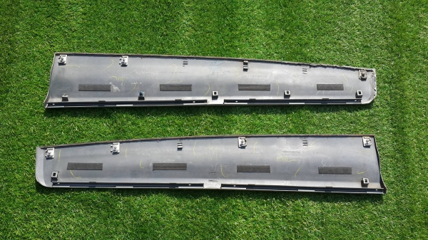 โปร่งข้างโตโยต้า wish 04 สีบรอน์เทา