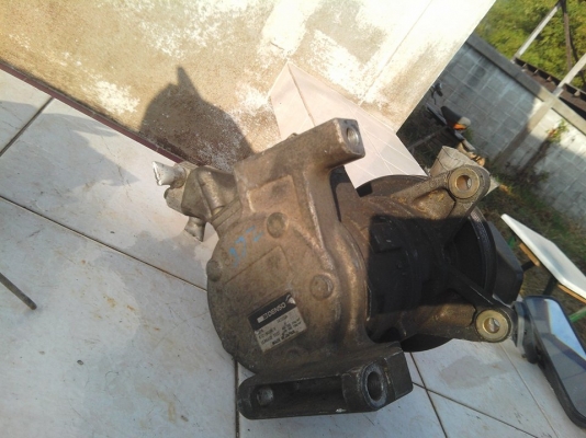 ต้องการขายคอมแอร์เครื่อง 1J