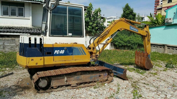 ขายแบคโฮ KOMATSU - PC 40 - 6 เครื่องดี เอวดี ปั้มนิ้ว รถสวยพร้อมใช้ เอกสารใบอินวอย์