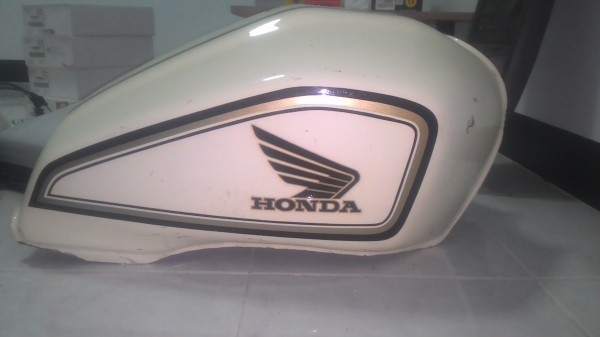 ถังน้ำมัน CB750