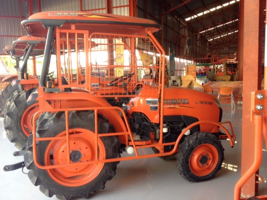 ขายรถแทรกเตอร์มือ 2 ขายรถแทรกเตอร์มือ 2