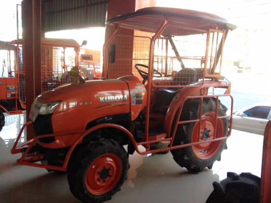 ขายรถแทรกเตอร์มือ 2 ขายรถแทรกเตอร์มือ 2