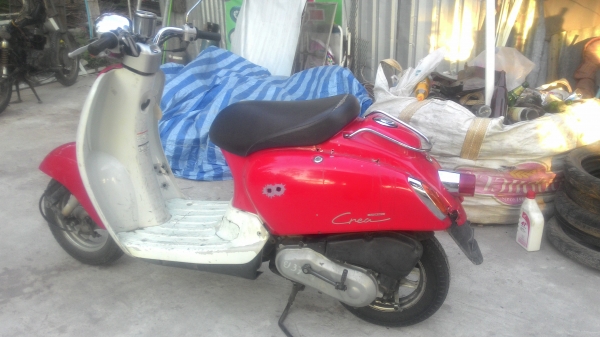 Honda giorno crea 50cc 4 stroke Honda giorno crea 50cc 4 stroke