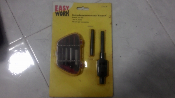 เครื่องมือสำหรับถอดน็อต เครื่องมือสำหรับถอดน็อต