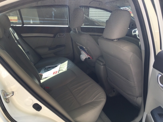 honda civic hybrid navi สีขาว ปี 2013 รถมือเดียว ไมล์ 88xxxkm สวยจัด